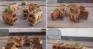 بالصور.. فنان يزين شوارع جنوب أفريقيا بمقاعد متعددة الاستخدام يمكن طيها