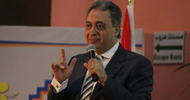 وزير الصحة لخالد صلاح:"التأمين الصحى" يضمن التزام الدولة بعلاج غير القادرين