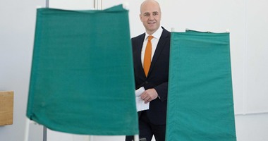 رئيس وزراء السويد يعترف بهزيمته فى الانتخابات بعد فوز كتلة المعارضة