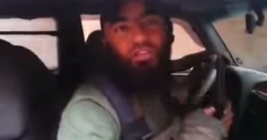 بالفيديو.. أحد عناصر "داعش" يعترف: نحن قوم نحب شرب الدماء