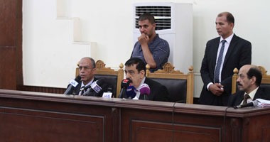 بدء محاكمة أحمد دومة و268 آخرين فى "أحداث مجلس الوزراء"