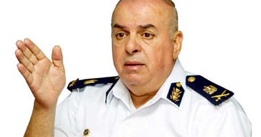 مدير مرور القاهرة يقود حملات ويتفقد الأكمنة الأمنية بالطرق السريعة