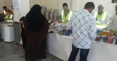 "الدعوة السلفية" تنظم سوقا خيريا للأدوات المدرسية ببرج العرب بالإسكندرية