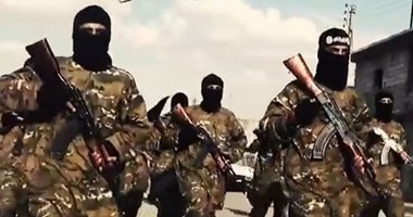 بالفيديو.. "داعش" يعلن عن تخريج دفعة مقاتلين من أحد معسكراته