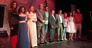 بالصور.. تكريم الوفد المصرى لرئيس مهرجان عشيات طقوس ونقيب فنانى الأردن