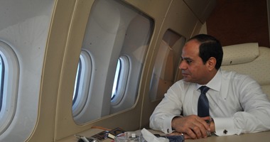 السيسى يستقل الطائرة الرئاسية لبدء جولته الأوروبية فى فرنسا وإيطاليا