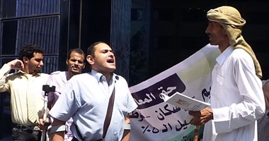 بالفيديو.. معاقون يتظاهرون أمام «الصحفيين» للمطالبة بحل «القومى للإعاقة»