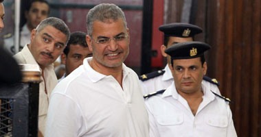 رفض طعن عصام سلطان وتأييد حبسه سنة بتهمة التعدى على حرس المحكمة