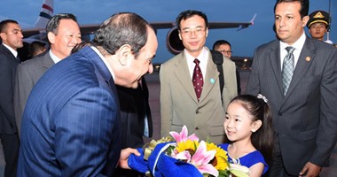 السيسى يلتقى رئيسة شركة هواوى فى اليوم الأول من زيارته للصين