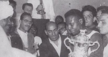 صورة نادرة.. أول كأس أمم أفريقية للفراعنة عام 1957 بالسودان