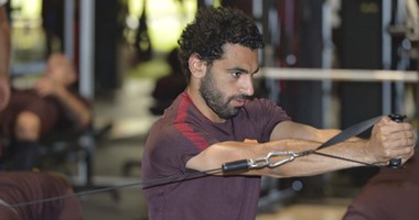 بالصور.. محمد صلاح يستعد مع روما لمواجهة برشلونة