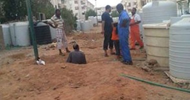 صحافة المواطن.. انقطاع المياه عن منطقة عمارات أبو النصر بالبحر الأحمر
