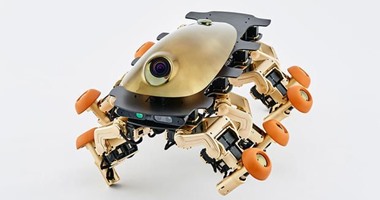 علماء يطورون روبوتا جديدا بـ8 أرجل يتحول لسيارة فى ثوانٍ