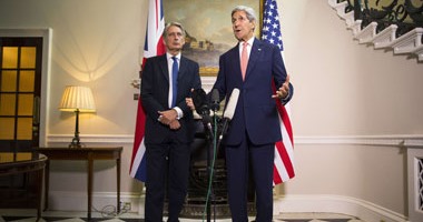 كيرى يدعو بريطانيا وروسيا وإيران لاستغلال نفوذهم لإقناع بشار الأسد للتفاوض