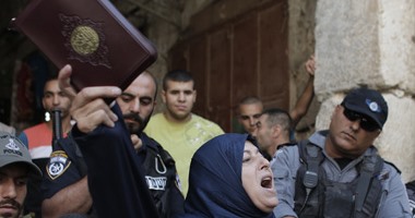 الاحتلال الإسرائيلى يعتقل أكثر من 40 فلسطينيا فى مدن الضفة الغربية