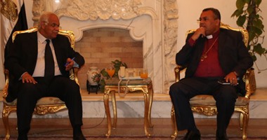 محافظ القاهرة يستقبل سفير بيرو ورئيس الطائفة الإنجيلية
