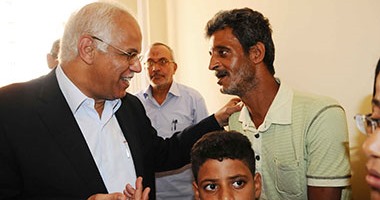 محافظ القاهرة يسلم عقود 144وحدة لذوى الاحتياجات الخاصة وسكان العشوائيات