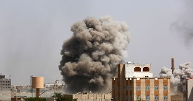 ارتفاع حصيلة هجوم الحوثيين على معسكر جنوب اليمن إلى 32 قتيلا