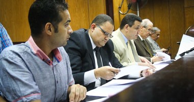 عضو مجلس إدارة الغرفة التجارية بالقاهرة يتقدم بأوراق ترشحه للانتخابات