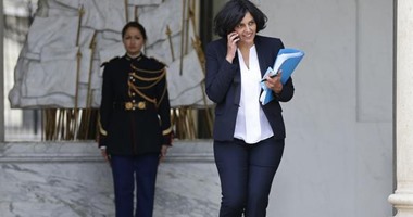 وزيرة العمل الفرنسية تقرر بحث 300 ألف طلب عمل للحد من البطالة