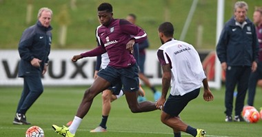 هودجسون يضم لاعب فرز ثانى للمنتخب الإنجليزى