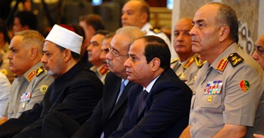 بالصور.. الرئيس السيسى يؤدى صلاة عيد الأضحى المبارك بمسجد المشير طنطاوى
