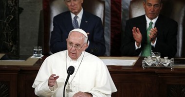 بالصور.. تصفيق حاد لبابا الفاتيكان خلال كلمته فى الكونجرس الأمريكى
