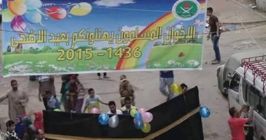 بالصور.. الأوقاف تفشل فى منع الساحات المخالفة.. الإخوان تقيم ساحات بالإسكندرية تحت شعار "وأعدوا".. وتوزع منشورات تحريضية على المصلين.. والأمن يضبط 27 إخوانيًا.. وأهالى البحيرة يحرقون لافتات الجماعة