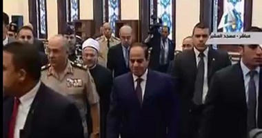 بالفيديو.. الرئيس السيسى يصل مسجد المشير طنطاوى لأداء صلاة عيد الأضحى المبارك
