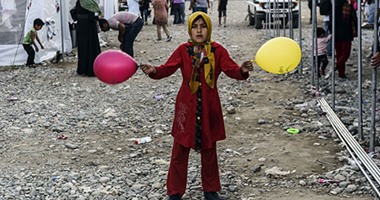 بالصور... المهاجرون على حدود مقدونيا يحتفلون بالعيد فى أوضاع إنسانية صعبة