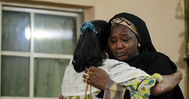 بالصور.. الحزن يخيم على أقارب ضحايا حادث تدافع "منى" حول العالم