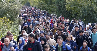 المنظمة الدولية للهجرة: عودة 72 ألف مهاجر طواعية لبلدانهم فى 2017
