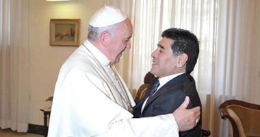 بركة بابا الفاتيكان شرط مارادونا للزاوج من صديقته
