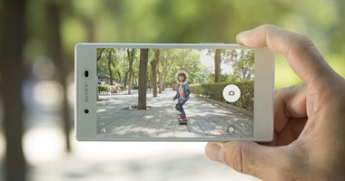 "سونى للإتصالات" تطلق أحدث هواتفها مجموعة Xperia Z5