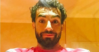 بالصور.. نجوم الفراعنة يغردون بالفوز على تشاد