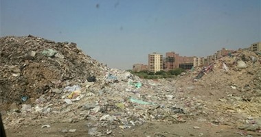 صحافة المواطن : تراكم القمامة بمداخل مدينة الحرفيين فى مدينة السلام
