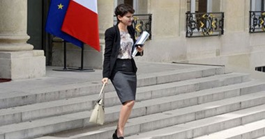 وزيرة التعليم الفرنسية: غير متفقة مع تصريحات فالس المعادية للإسلام