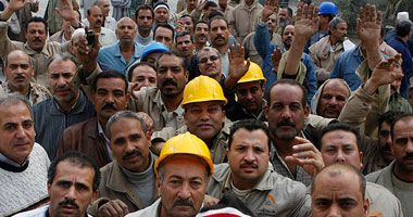 استبعاد 700 عامل من شركة نمساوية بمشروعات للطاقة فى تونس بسبب احتجاجات