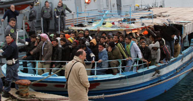 انقاذ 412 مهاجراً فى ميناء باليرمو بالجنوب الايطالى