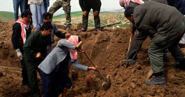 اكتشاف مقبرة جماعية فى العراق تضم أطفال أعدموا بالرصاص