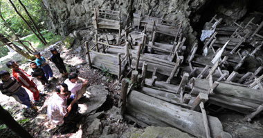 اكتشاف مقبرتين عمرهما 1800 عام وسط الصين 