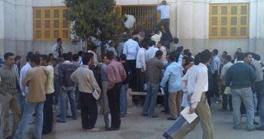 جامعة بنى سويف تعفى طلاب أسر الشهداء من المصروفات