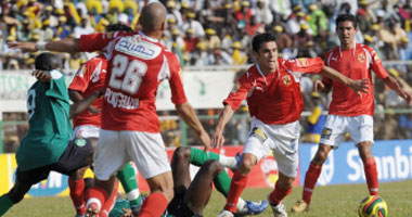 جماهير القطن الكاميرونى تحاول الاعتداء على الصحفيين بعد المباراة