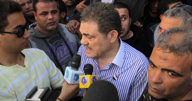 مسيرة "الوفد" تصل التحرير.. والبدوى: "التأسيسية فضحية"