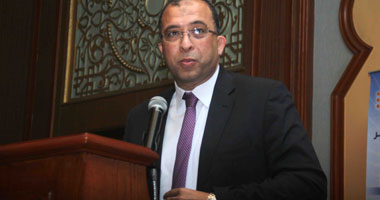 وزير التخطيط يبحث التعاون مع مدير "العربية للتنمية الإدارية"