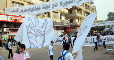 لجان شعبية لتأمين المتظاهرين بشارع محمد محمود