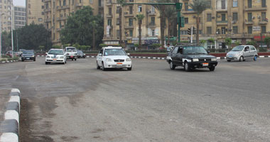 هدوء بوسط البلد وسيولة مرورية فى ميدان التحرير