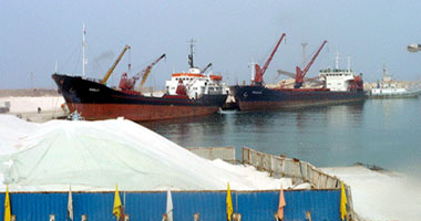 إغلاق ميناء العريش البحرى لليوم الثالث.. وطوارئ بمستشفيات شمال سيناء