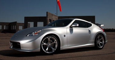 نيسان 370Z .. متعة القيادة الرياضية