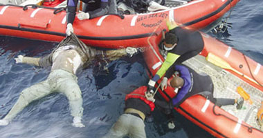 انتشال 45 جثة لمهاجرين غرقى فى البحر المتوسط